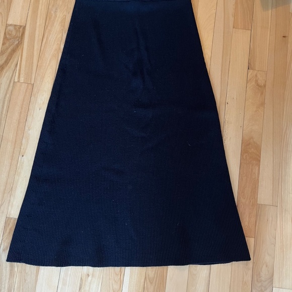 Sezane Naelle Skirt in Navy M - Picture 4 of 4